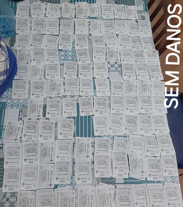 CROMOS AUTOCOLANTES COLEÇÃO E ANTIGOS.Panine e Continente.1=0,50 , 3=1