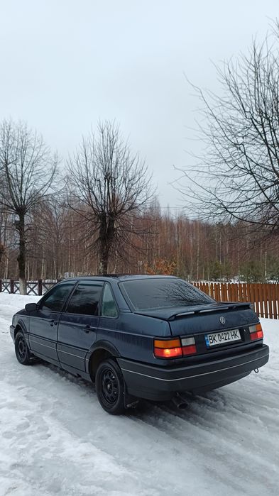 Продам  Volkswagen Passat 1.8Газ/бензин.