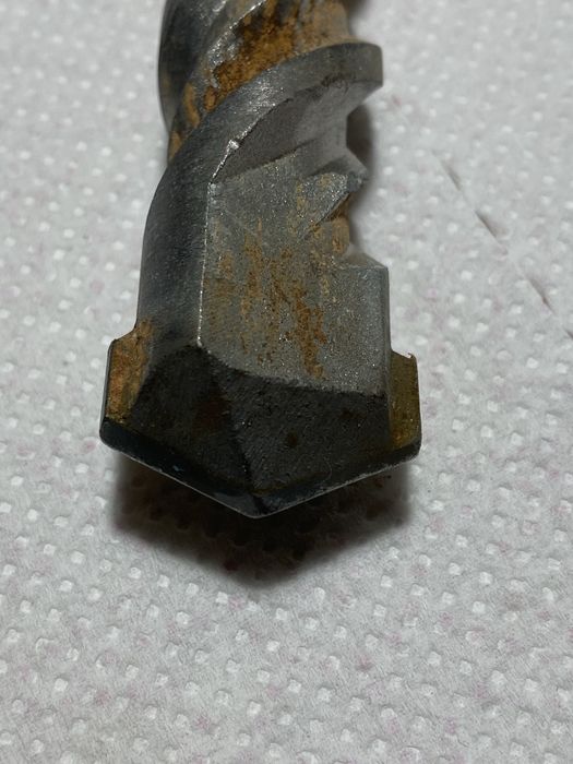 Продам бур для перфоратора  Ф25