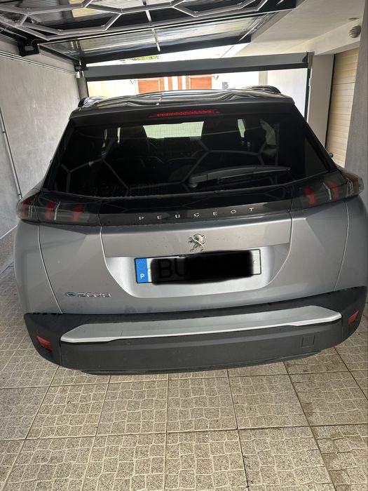 Peugeot e-2008 54 kWh Allure