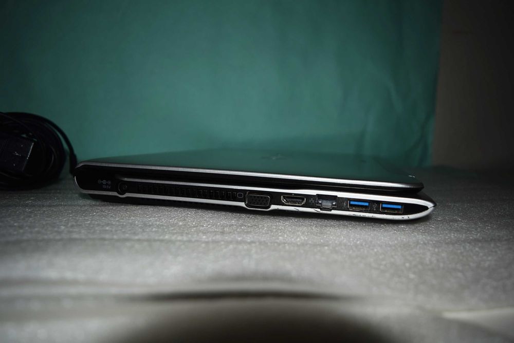 Laptop Sony VAIO SVE14A3C5E 14" DOTYK i5/8GB/120 SSD MŁAWA