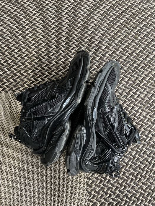 Balenciaga runner