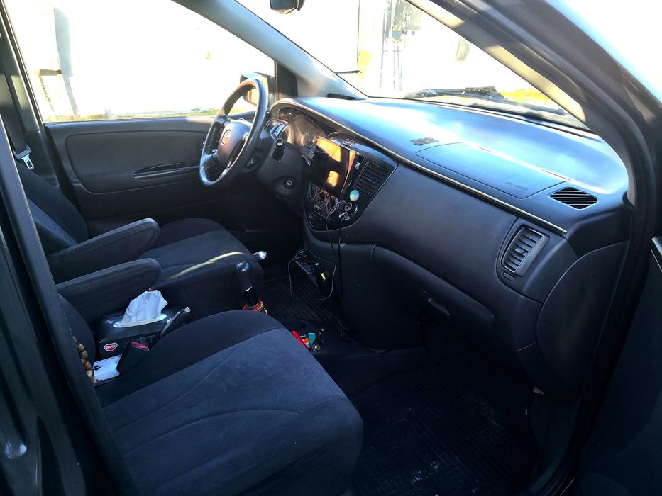 Мазда МПВ Mazda mpv 2002рік гарний стан дизель 2.0 турбо