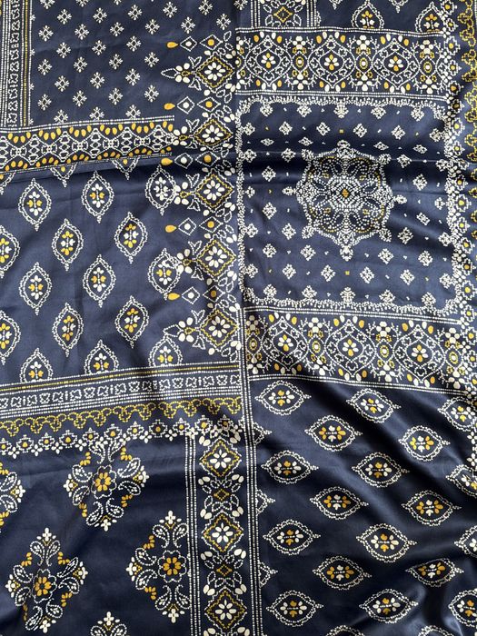 Pareo Chusta 124cm x 124cm granat satynowa