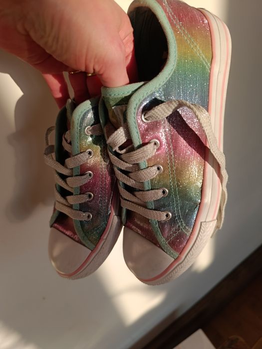 Trampki błyszczące dla dziewczynki rozmiar 34