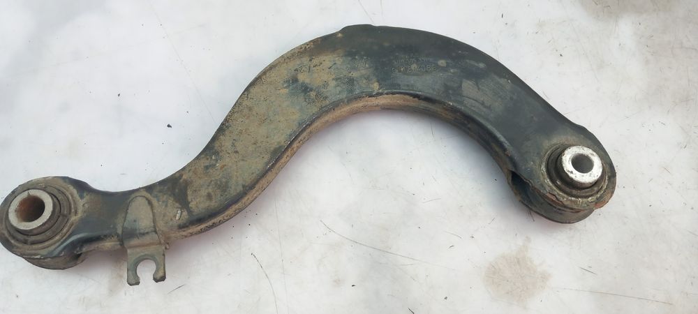 Braço de suspensão trás esquerdo VOLKSWAGEN Golf VII Variant (BA5, BV5