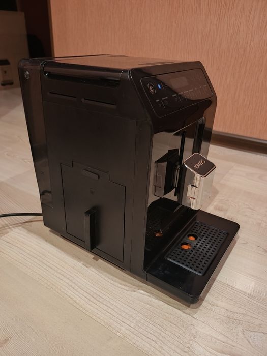 Кавоварка Krups Evidence EA893D10