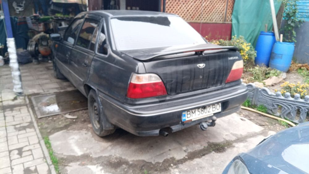 Daewoo Nexia 100