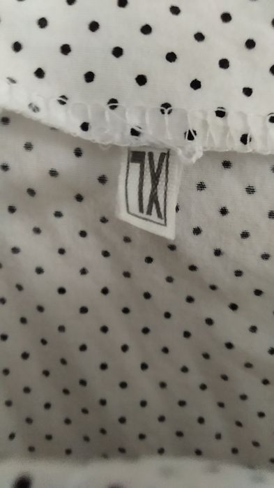 Красиві жіночі плаття.