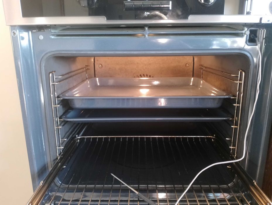 Piekarnik i Mikrofala Electrolux