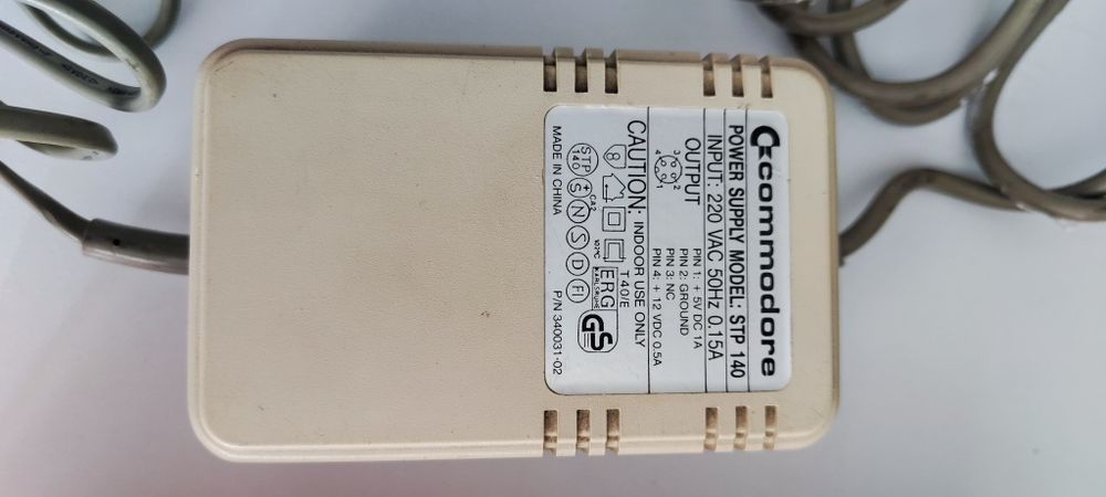 Commodore 1541-II DISK DRIVE
