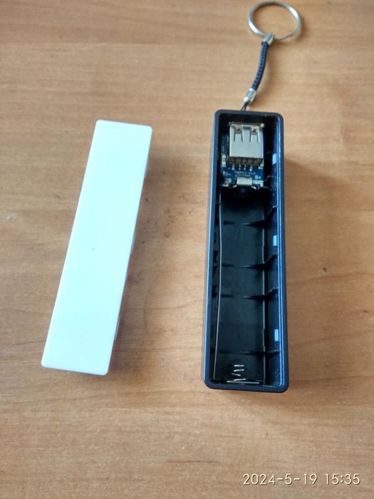 Power bank 1 акумулятор 18650 USB+microUSB 1 А (без акумуляторів)