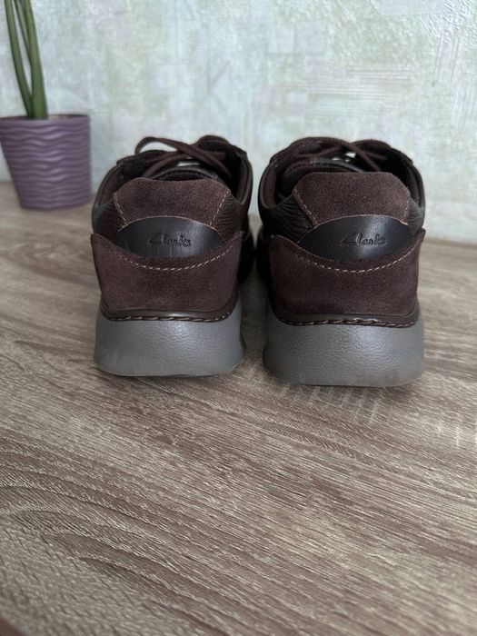 Фірмові кросівки черевики  Clarks Chart Lite Move оригінал