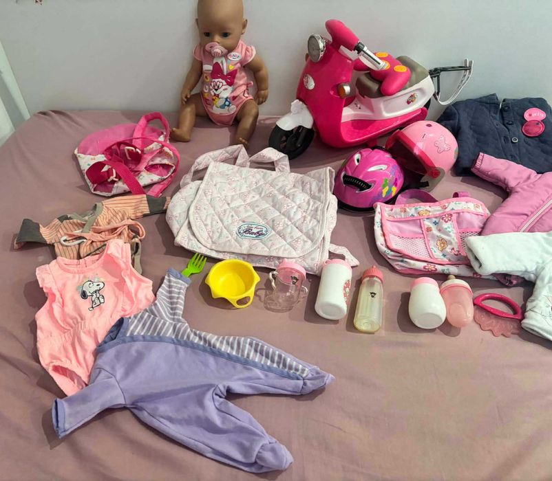 Lalka Baby Born plus akcesoria.