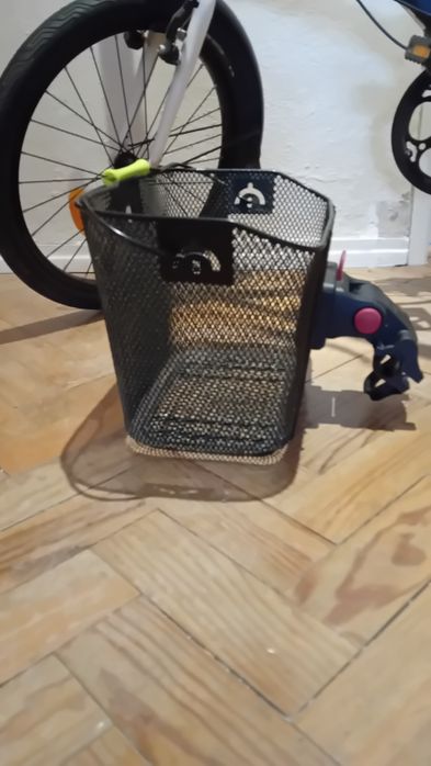 Bicicleta dobravel  Btwin Tilt 500 com cesto