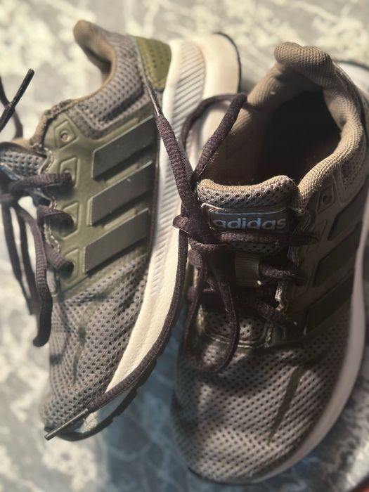 Кросівки дитячі Adidas, 29 розмір, 17,5 см