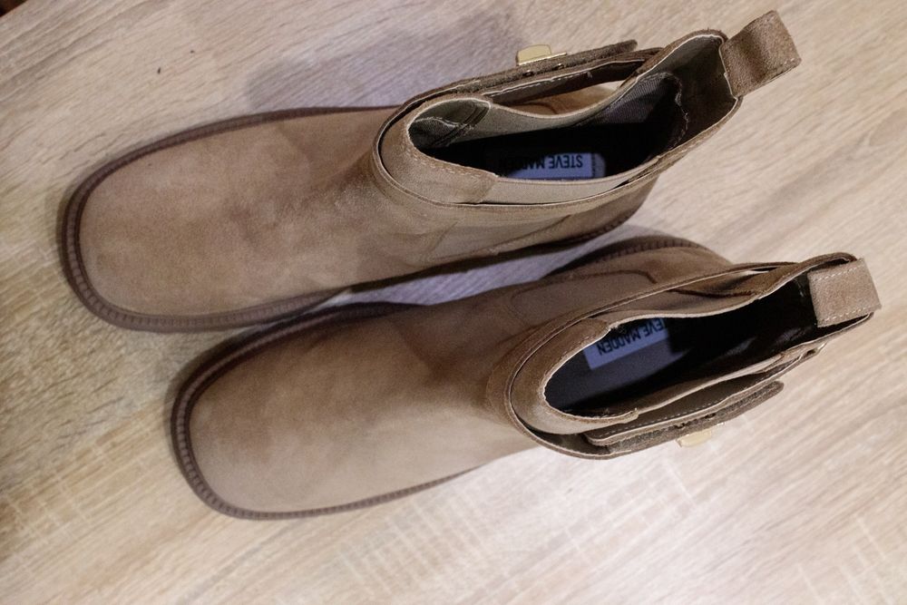 Нові шкіряні черевики Steve Madden