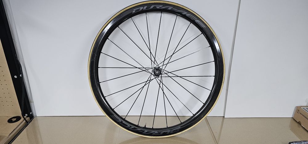 Koło 28" Dura-Ace C40 WH-R9170 . Nowa szytka.