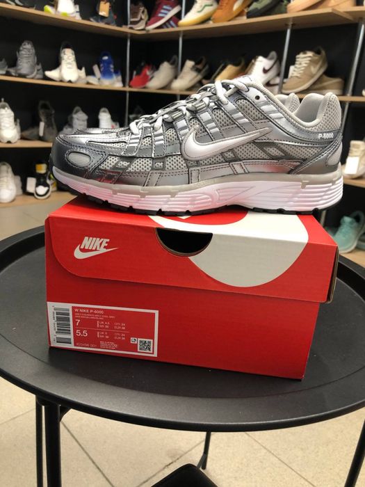 Жіночі кросівки NIKE P-6000 GREY FOG