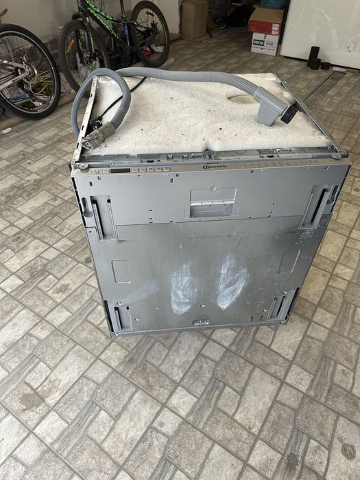 Продам посудомийну машинку 60 см (посудомийку)