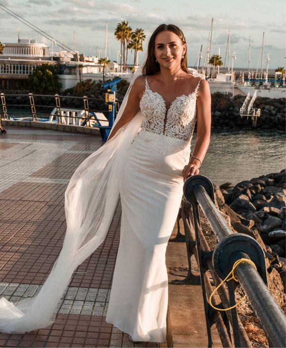 Suknia ślubna dopasowana