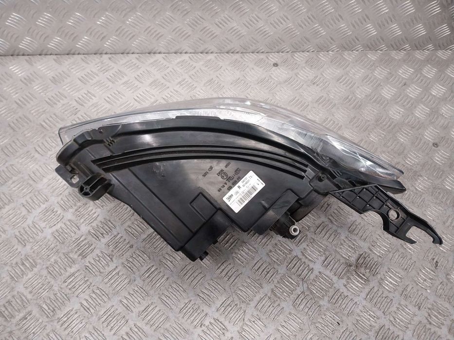 Citroen c-elysee lampa przód prawy org