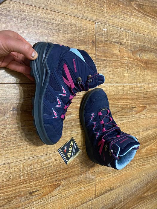 Lowa GoreTex ботинки термо черевики на девочку Лова оригинал р.35