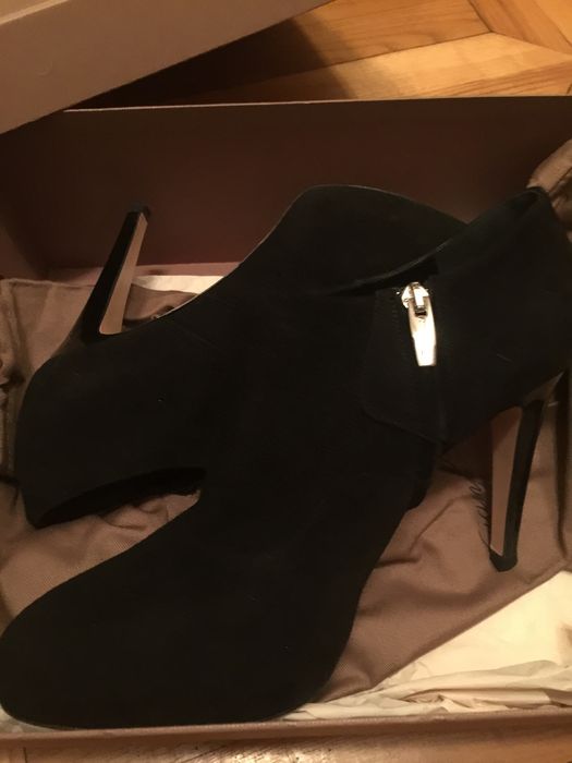 Ботільони Gianvito Rossi
Обувь