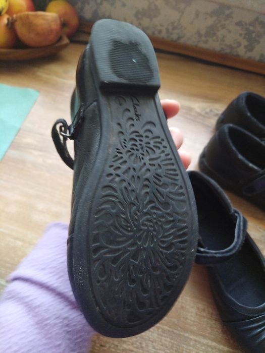 Продам взутя для дівчинки