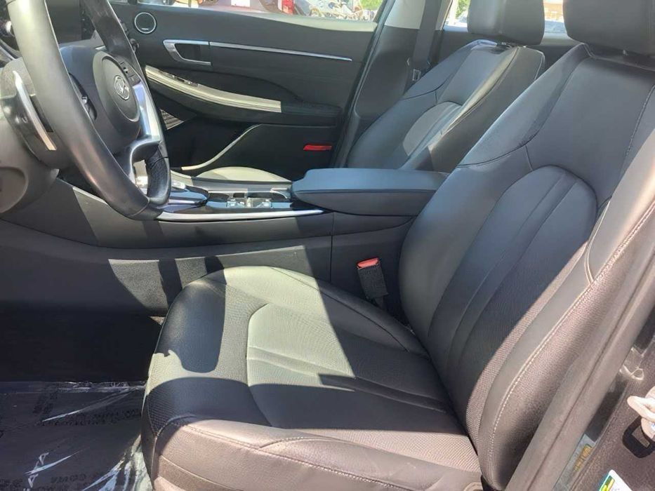 Hyundai Sonata Limited      2023