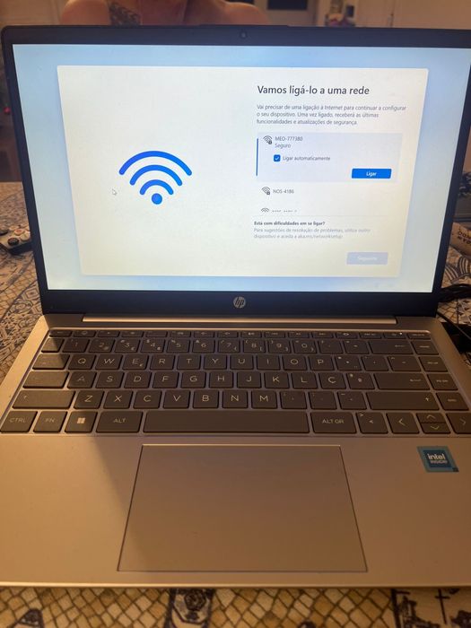 HP 14-EP0005NP 14" FHD Intel N200 4GB 128GB SSD Intel UHD Graphics W11