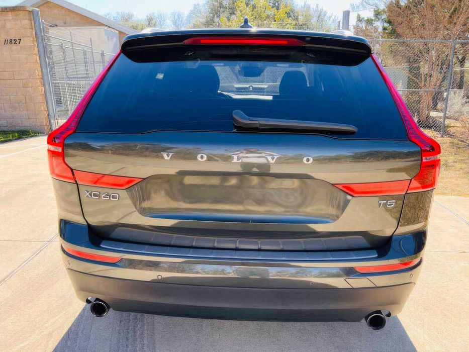 Volvo XC60      2020