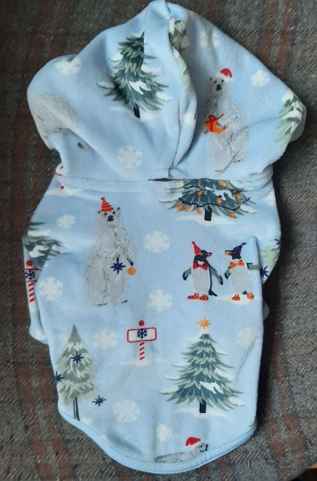 Продам кофточку на собачку,кошечку.