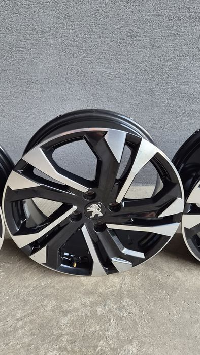 Alufelgi Peugeot 2008   4x108 et32  6,5" jak nowe