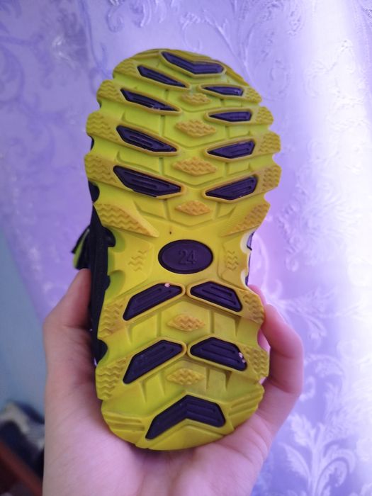 Зимове взуття для хлопчика