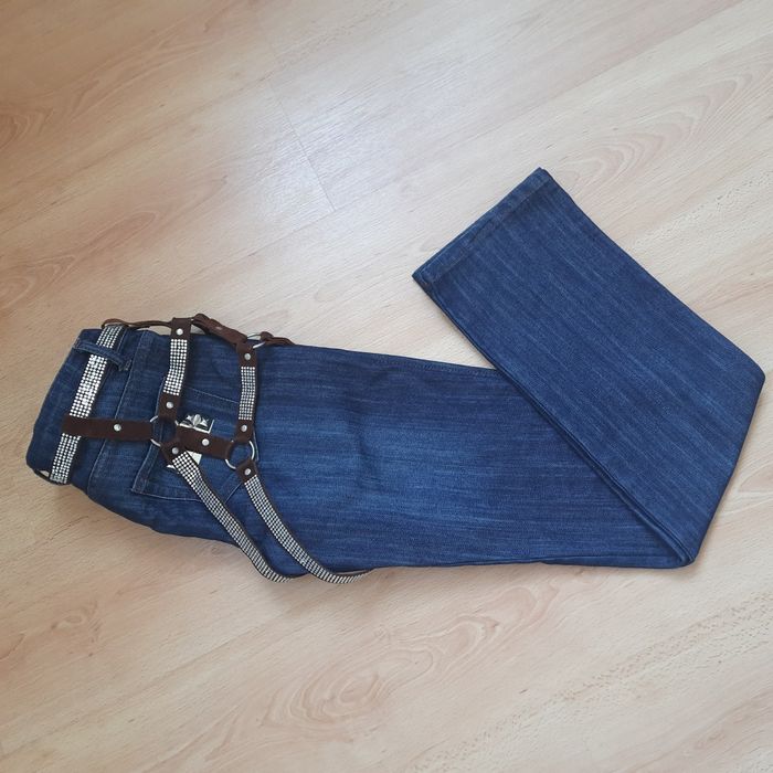 Джинсы Philipp Plein 30/34 новые на высокий рост а поясом Сваровски