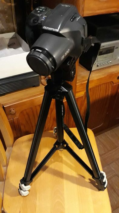 Máquina fotográfica Olympus (rolo)