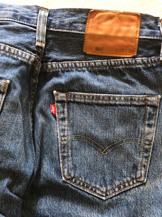 Calças Levis Homem