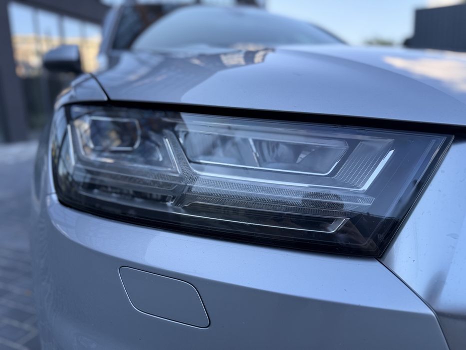Продам Audi Q7 2016 р