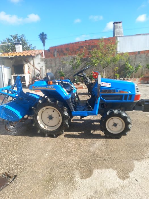 Trator iseki pra lavroura