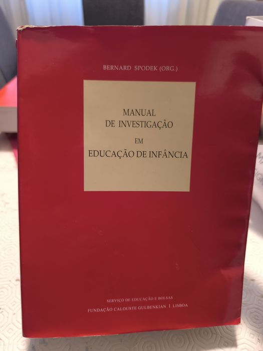 Manual de investigação em educação de infância