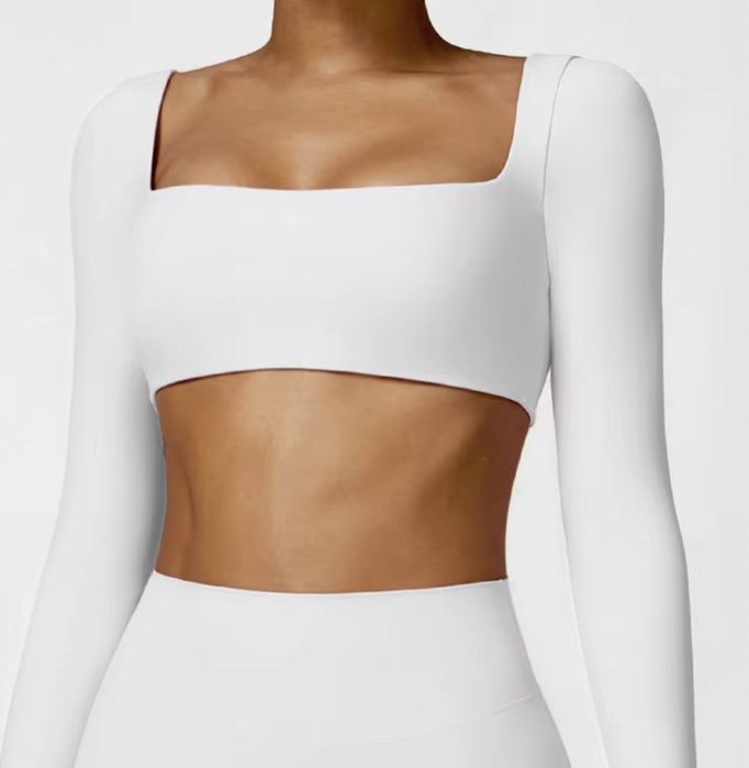 Топ з довгим рукавом тренд