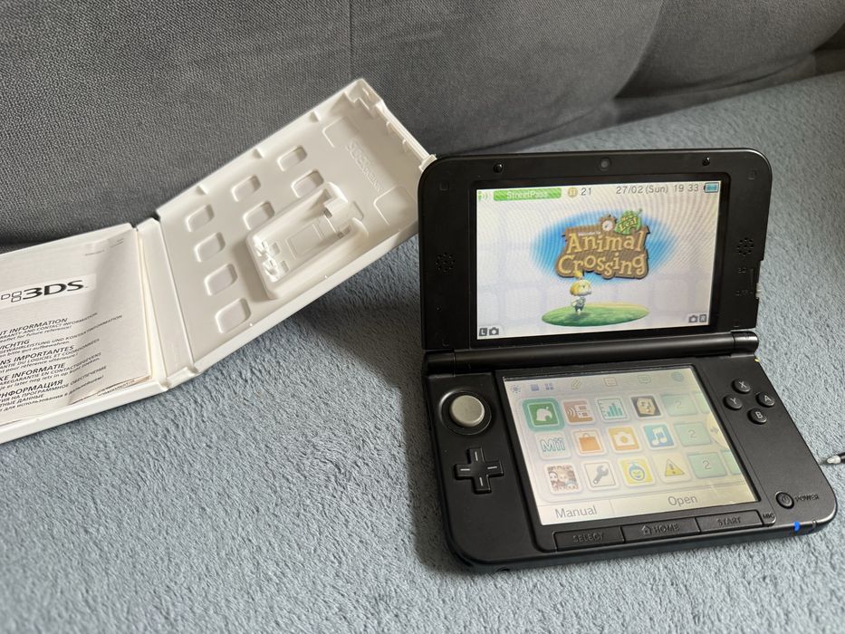 Konsola nintendo 3ds XL, + animal crosing new leaf