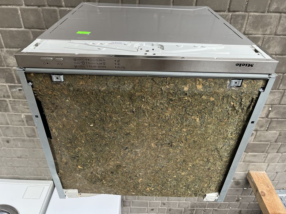 Посудомийна машина Miele G1174 Шир 4»60 см.Стан ідеальний