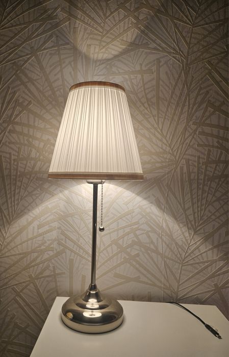 Candeeiros e outros artigos praticamente novos. Vários Preços