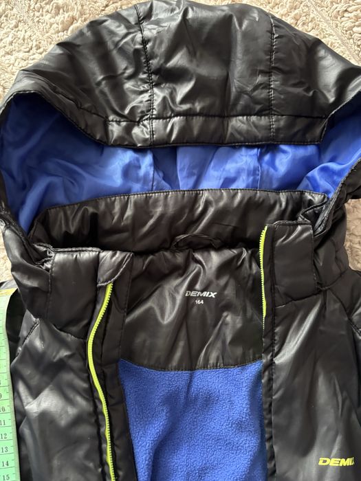 Куртка,  демісезонна, зріст 164, бренд Demix, відмінний стан.