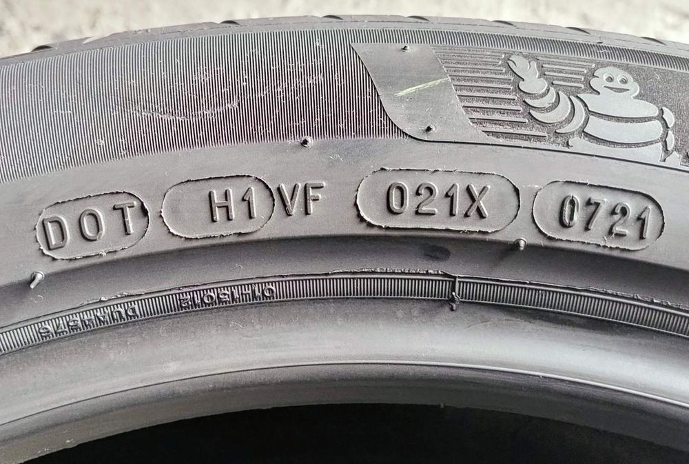 Шини літні R18 225/50 Michelin Primacy 4