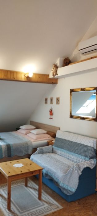 KRAKÓW-NOCLEG -Przytulne poddasze w domku-ZAPRASZAM