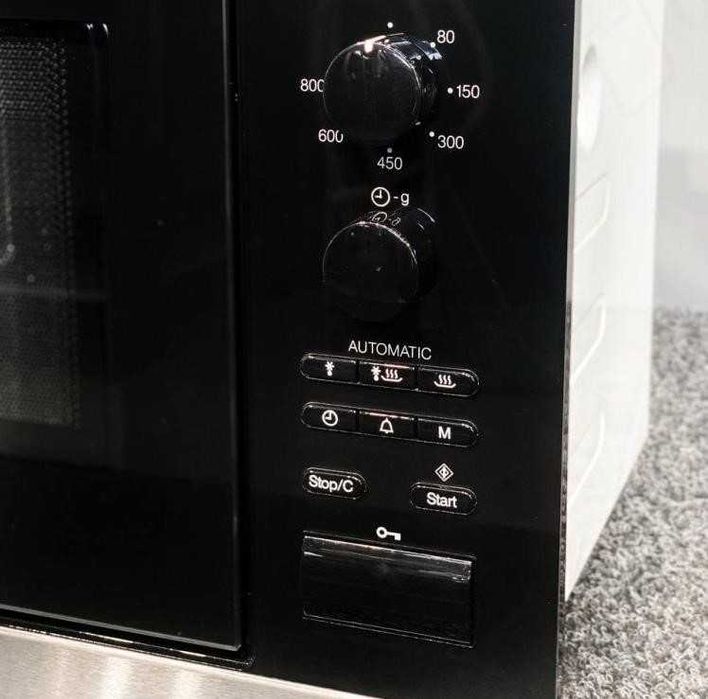 Встраиваемая микроволновая печь Miele M 8151-2 CleanSteel