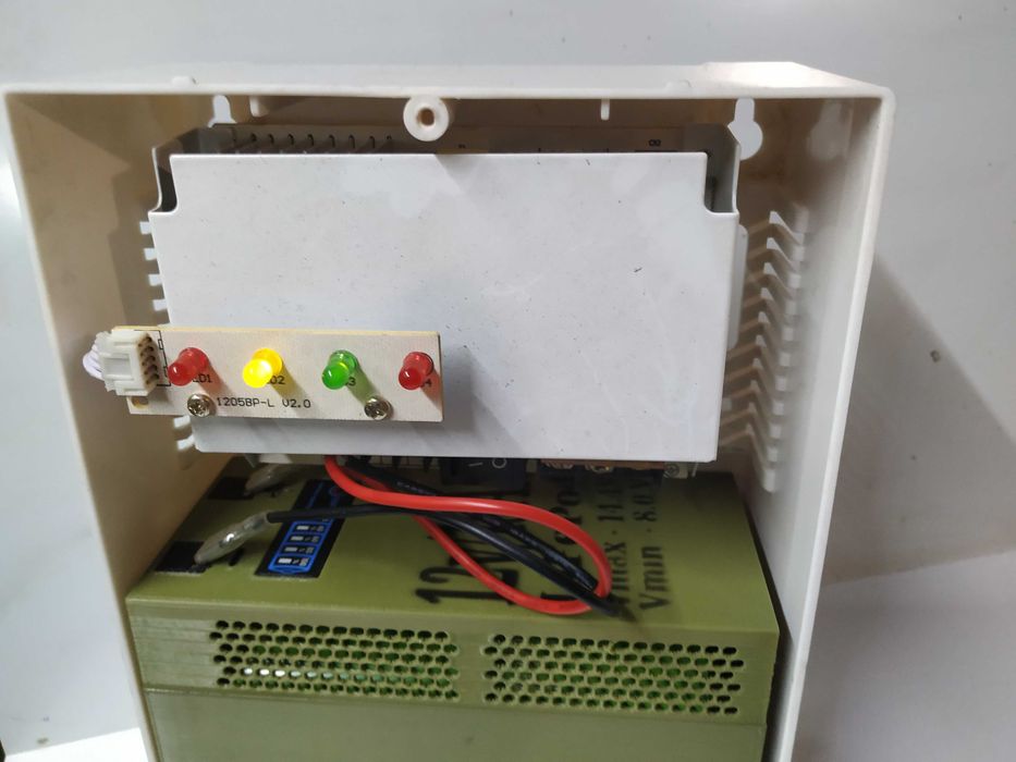 АКБ LiFePO4 12В 15Aг у розмірі 7Аг для УПС, ДБЖ, резервного живлення